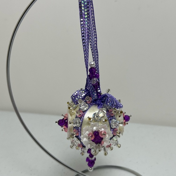 Lot of 2 VTG Christmas Ornament Sequin Beaded Push Pin Handmade READ - Picture 8 of 8